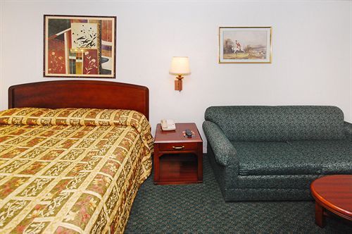 Ambassador Inn Fresno Exterior photo